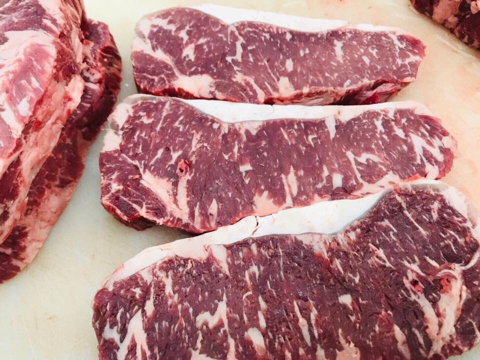 Wagyu Australia Striploin MB3 - Image 3