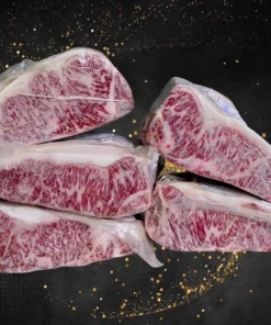 Alternative view of Tottori Wagyu Striploin A5 "ศิลปะแห่งไขมัน" สัมผัสอูมามิจากกรดโอเลอิกที่เหนือกว่า